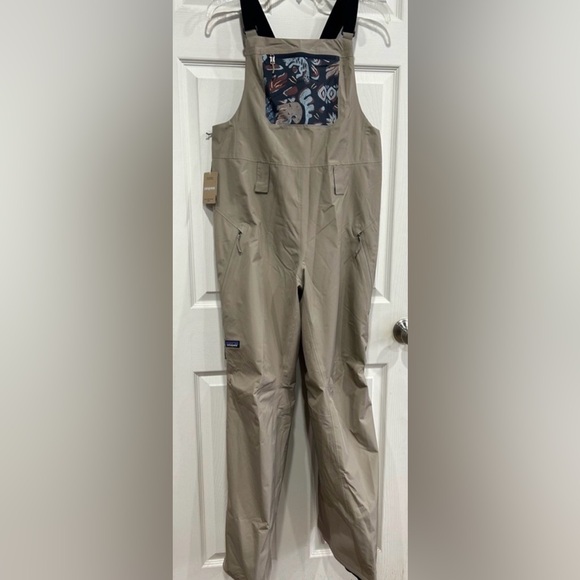 Patagonia Women's Large Powder Town Ski Bibs Seabird Grey NWT Snow Snowboard - Picture 5 of 5